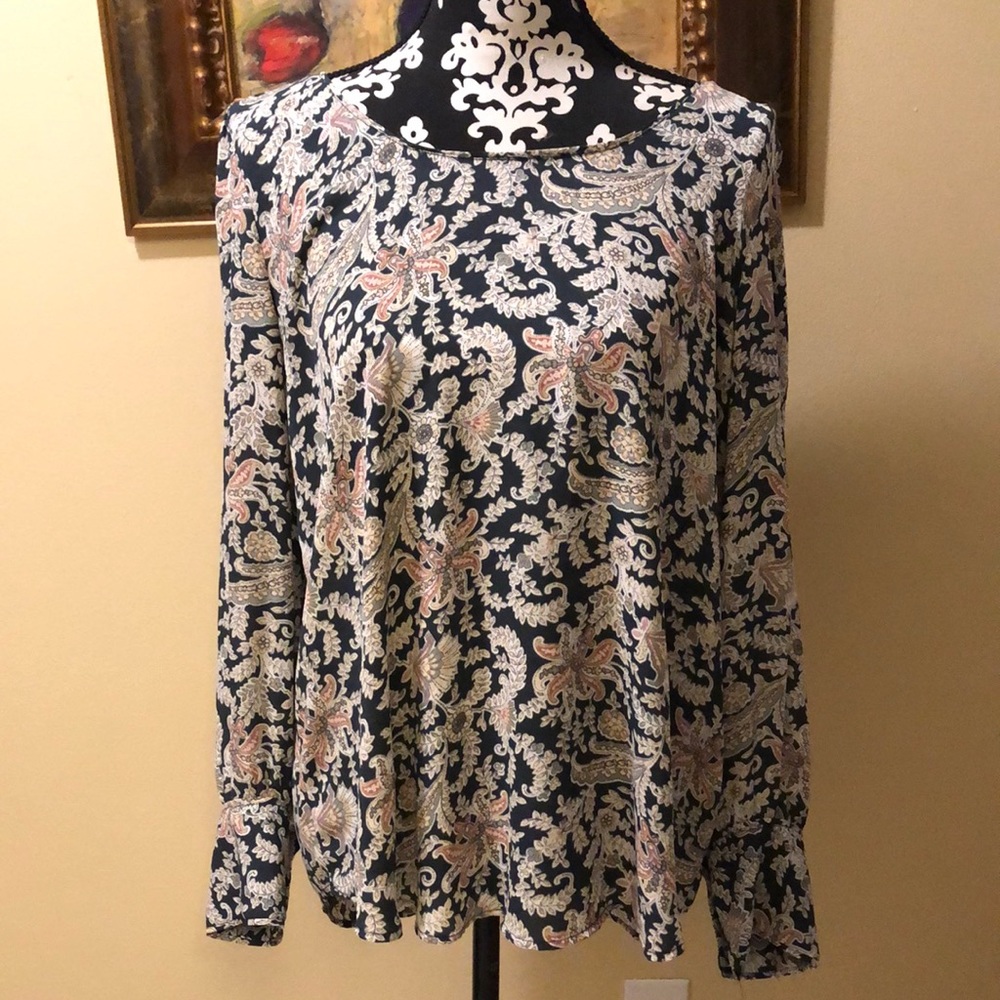 LOFT paisley lightweight button cuffs lightweight pullover blouse